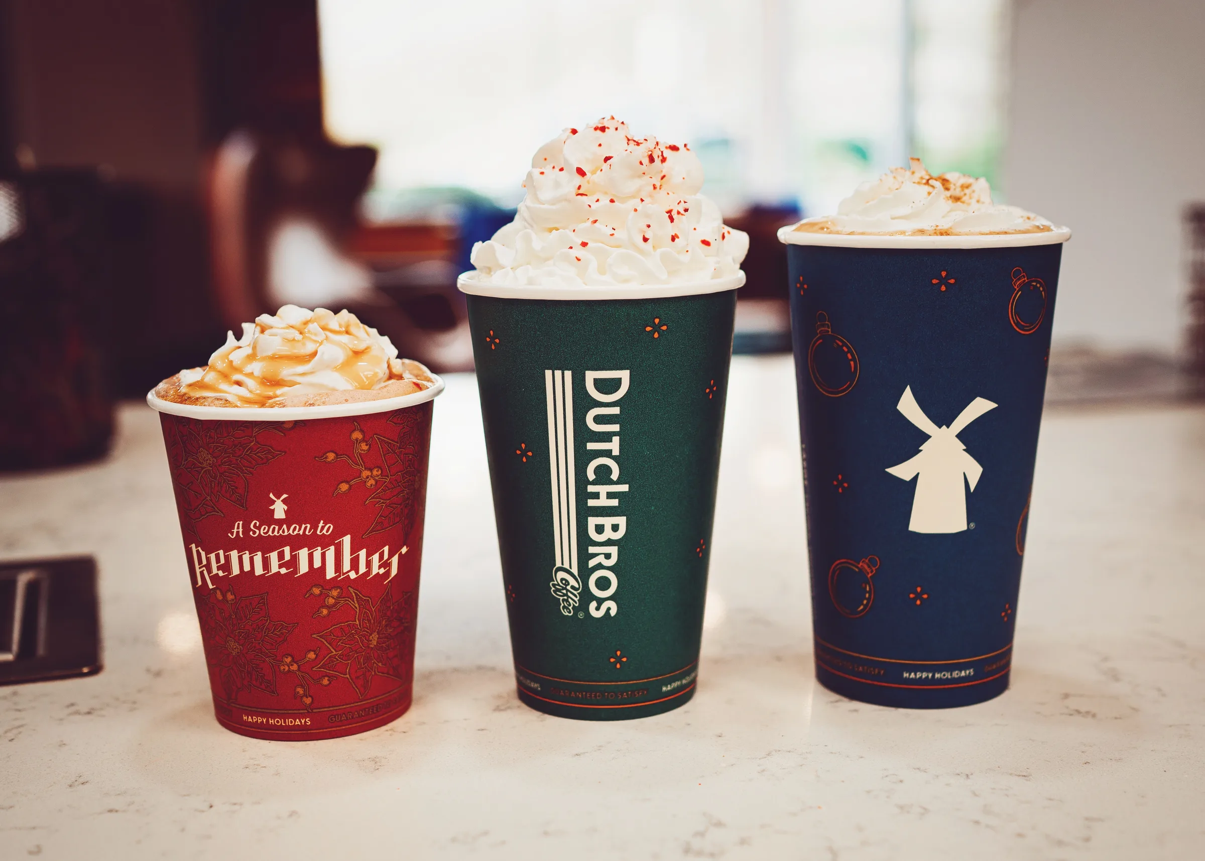 West Linn New Christmas Cups
